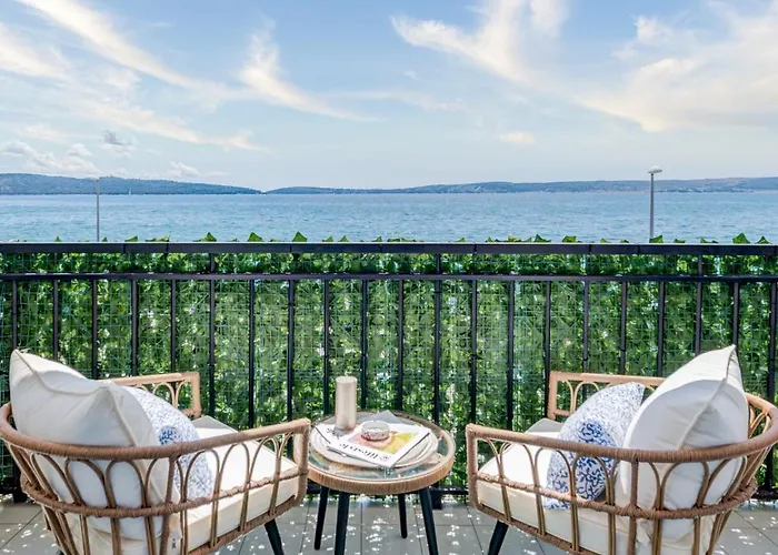Apartment Seafront Balcony Panoramic View