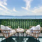 Apartamento Seafront Balcony Panoramic View