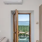 Seafront Balcony Panoramic View Apartamento