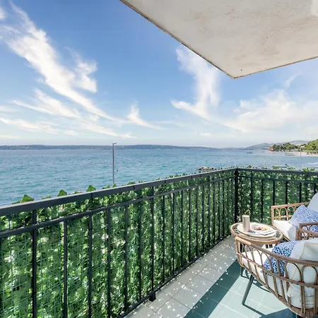 Apartamento Seafront Balcony Panoramic View